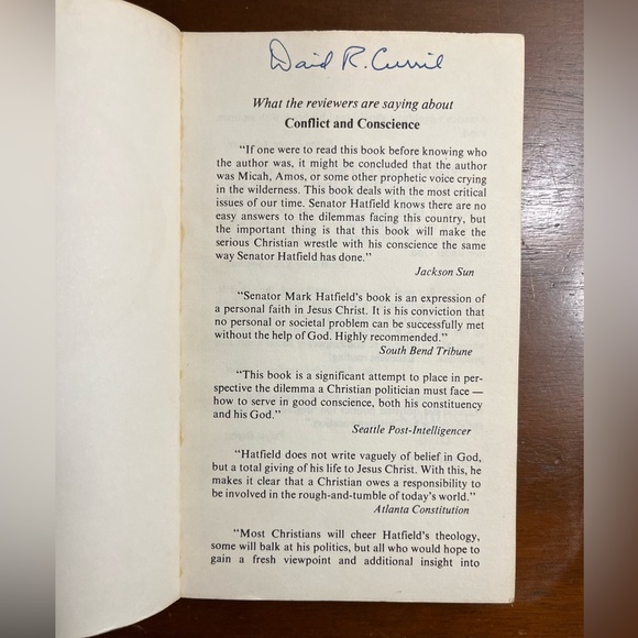 📕”Conflict and Conscience” (1971) by Mark O. Hatfield Vintage Paperback Book📕 - Picture 4 of 14